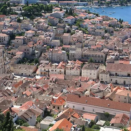 Willa Penthouse In Old Dalmatian House - Flybridge Hvar Town Zewnętrze zdjęcie