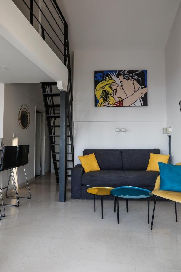 Penthouse In Old Dalmatian House - Flybridge * Hvar Town
