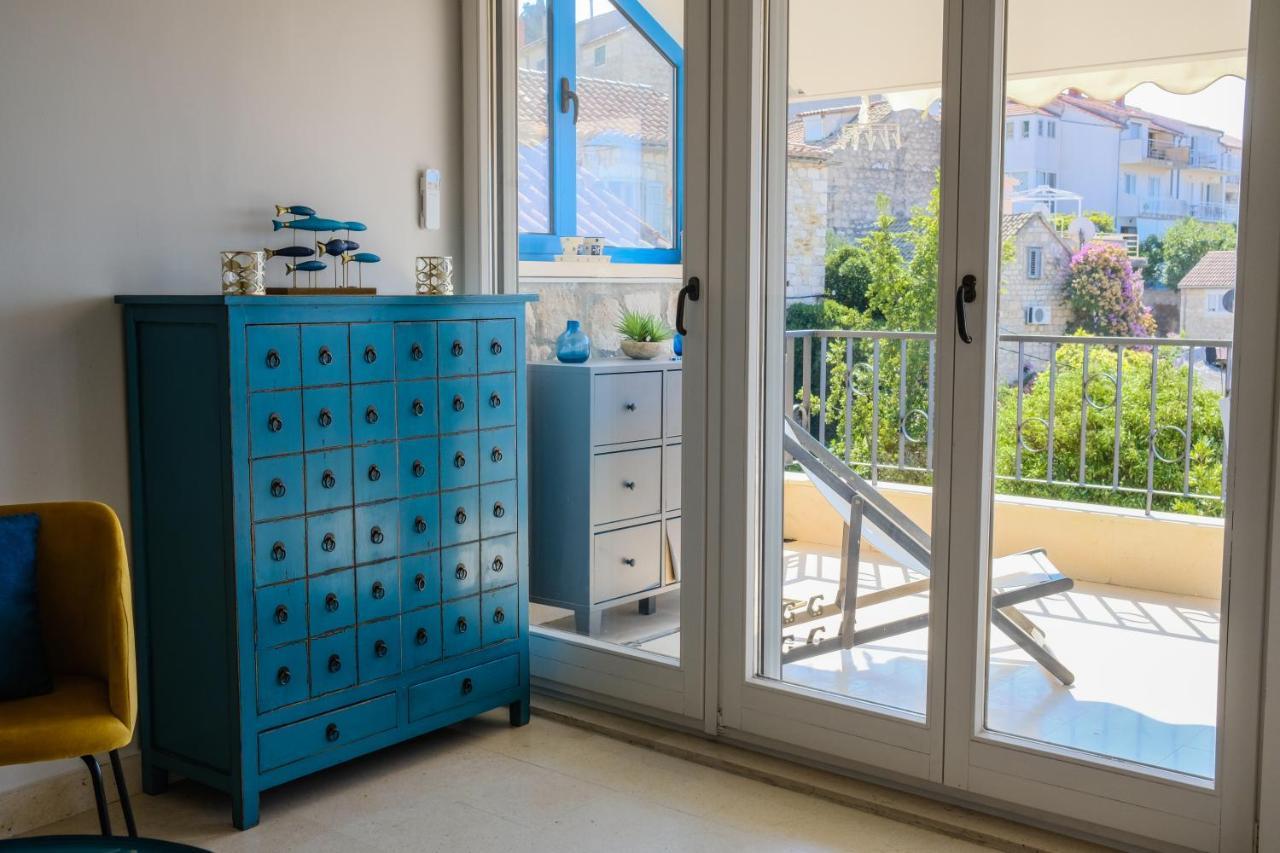 Penthouse In Old Dalmatian House - Flybridge *