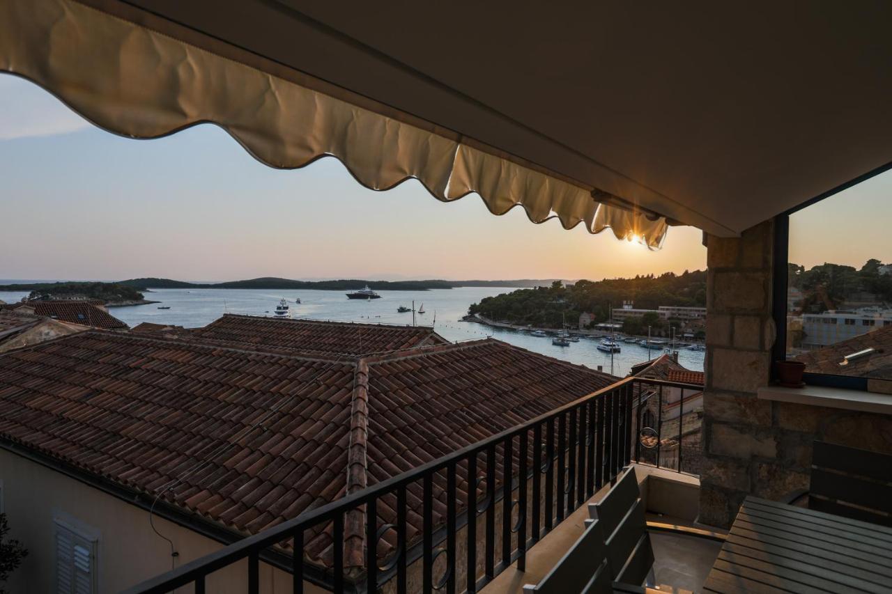 Penthouse In Old Dalmatian House - Flybridge *
