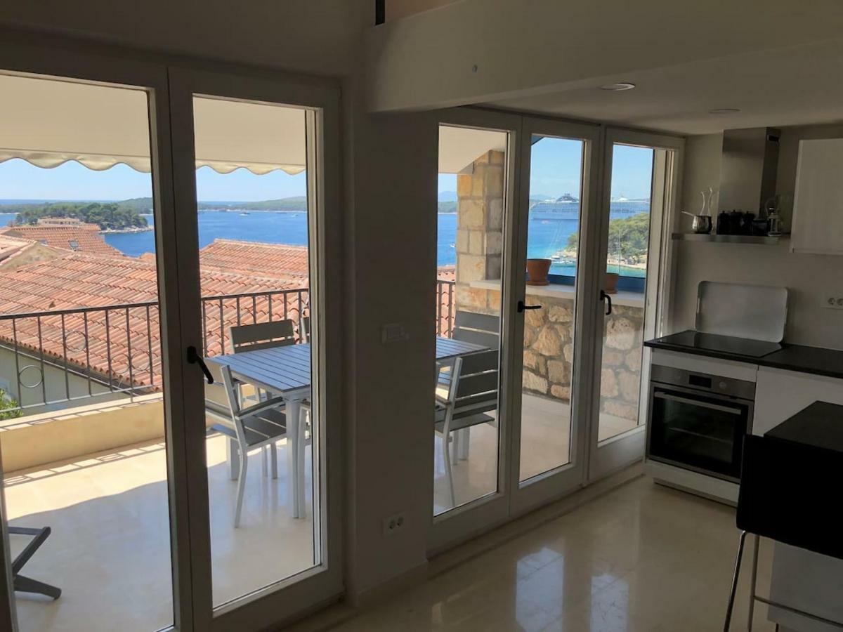 Semesterbostad Penthouse In Old Dalmatian House - Flybridge *